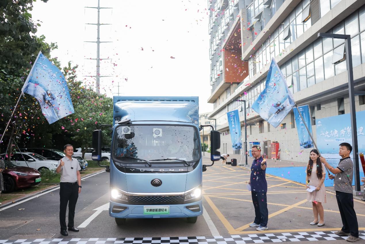 改变物流行业格完美体育网站局新能源轻卡必须先赢这一局(图2)