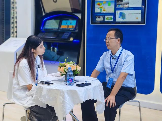 完美体育网站中国航空工业集团计算所亮相2024深圳eVTOL产业发展大会暨低空经济展览会(图4)