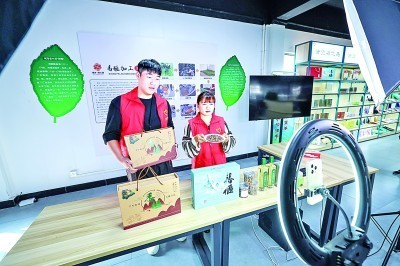 完美体育直播电商：出现新趋势亟待更规范(图3)