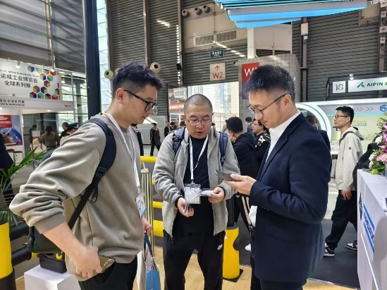 TROAX图瓦斯亮相CeMAT2024亚洲物流展引领物流行业数智化、集成化与安全升级的未来趋势(图4)