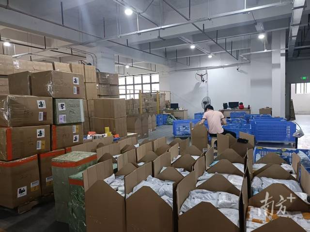 完美体育关税风波下“深圳版”海外仓成突围关键一招(图8)