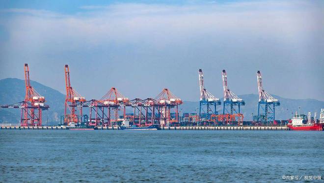2024中国港口集装箱吞吐量20强：北部湾港涨21%佛山港涨190%