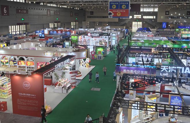 从产业变革和价值重塑中寻找机会——观2025中国零售博览会有感(图7)