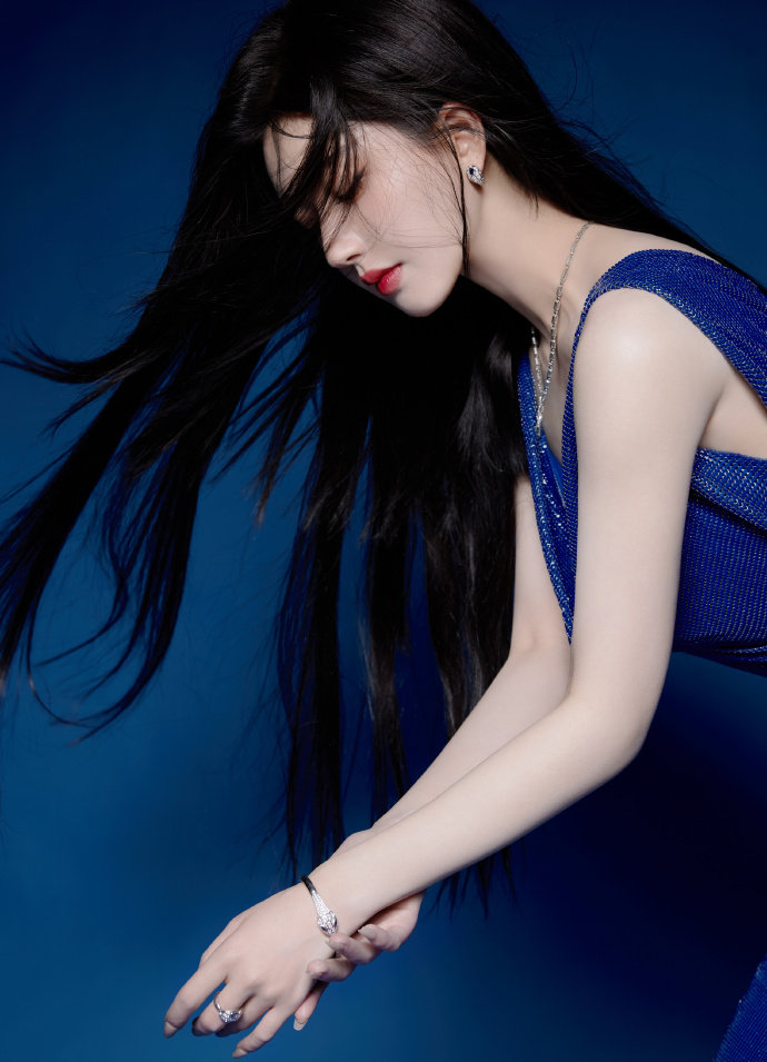蜜芽AⅤ色欲av浪潮夜夜嗨完美体育网站
