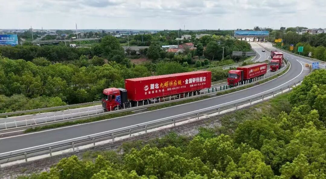 物流效率低、成本高？荆门高完美体育网站新区开出“舒筋活络”良方(图1)