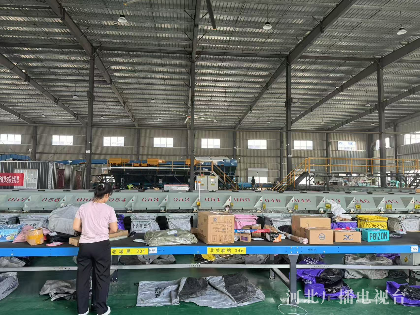 冀时评丨客货邮融合：织密城乡物流网激活乡村振兴新动能