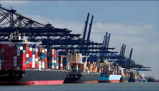 硬抗关税也得买！美每天对华进口10亿商品中国港口变得拥堵(图9)