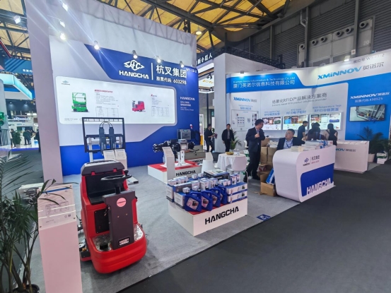 杭叉集团在上海CeMATASIA2025发布杭叉首款物流人形机器人引领智慧物流新纪元(图14)