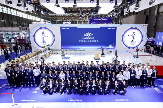 杭叉集团在上海CeMATASIA2025发布杭叉首款物流人形机器人引领智慧物流新纪元(图16)
