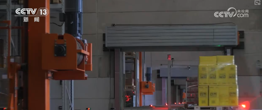 完美体育数据畅连成为物流“快跑”关键“加速器”降本提速利好惠及百姓生活(图1)