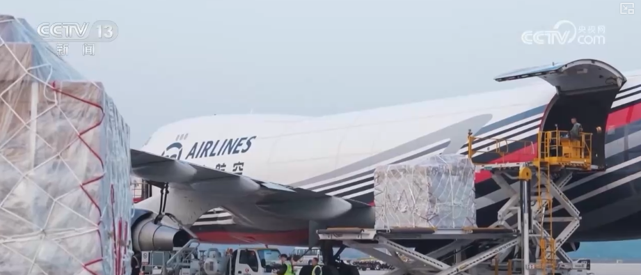 完美体育数据畅连成为物流“快跑”关键“加速器”降本提速利好惠及百姓生活(图4)