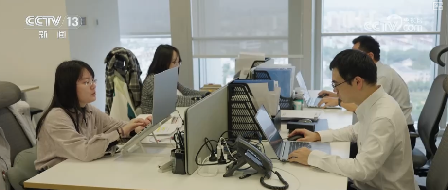 完美体育数据畅连成为物流“快跑”关键“加速器”降本提速利好惠及百姓生活(图9)