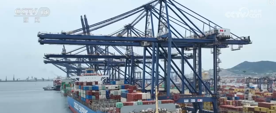 完美体育数据畅连成为物流“快跑”关键“加速器”降本提速利好惠及百姓生活(图10)