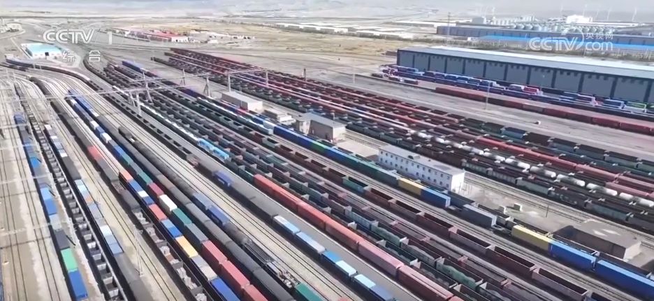 完美体育网站透过最新数据感知中国活力“物畅其流”推动经济发展跑出“加速度”(图4)