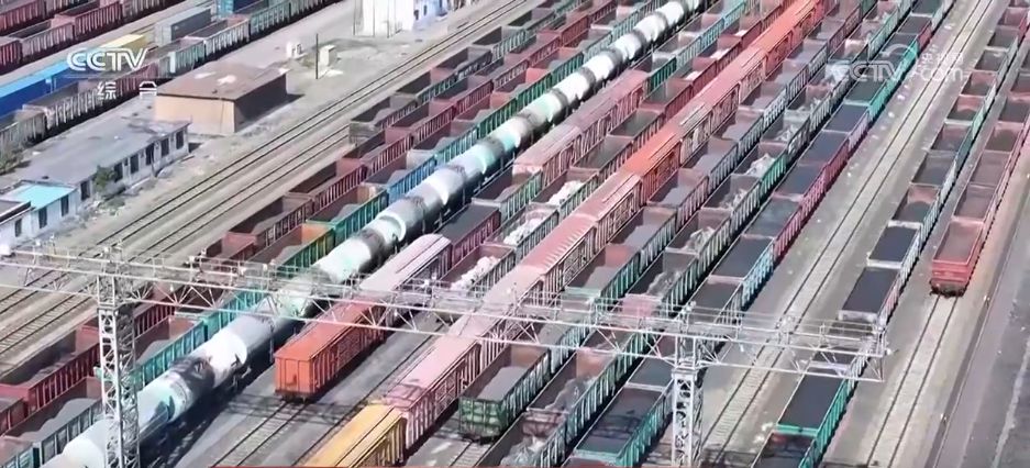 完美体育网站透过最新数据感知中国活力“物畅其流”推动经济发展跑出“加速度”(图5)