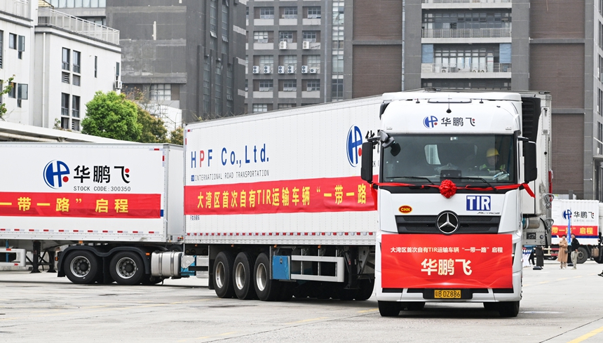 深圳货运枢纽能级持续跃升空港吞吐量双双增长