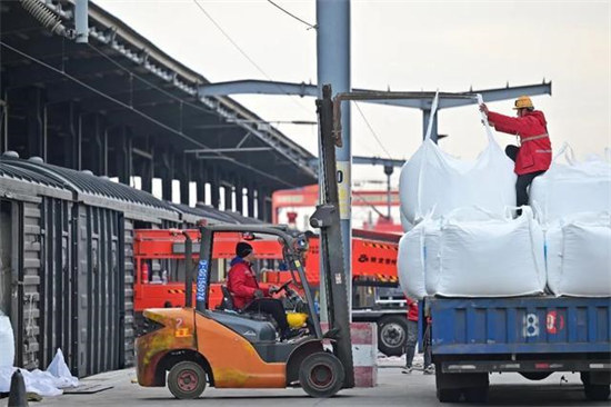 完美体育网站一单到底、直通全球河南物流哪家强？(图2)