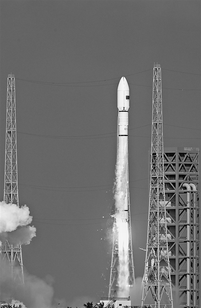 完美体育看新兴支柱产业如何顶梁(图1)