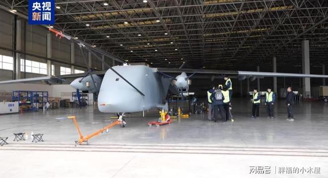 闷声干大事！中国低调首飞长鹰8全球最大无人空中重完美体育网站卡载重35吨(图1)