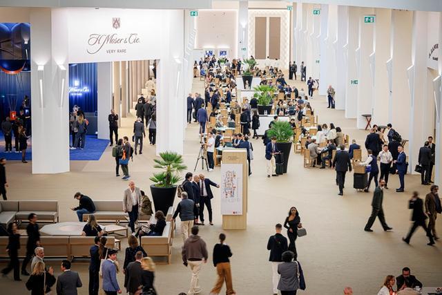 完美体育网站高端手表越来越贵全球最大表展释放了哪些信号(图10)