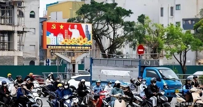 越南一口气跟中国签3条铁路！明明被美国拿捏为何越走越近？(图10)